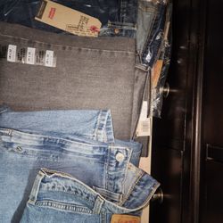 Levi #559- Brand NEW
