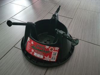 NICE CHRISTMAS TREE STAND