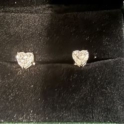 Moissanite heart earrings 1/2CT