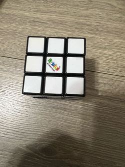 Rubik's cubes either bundle or single