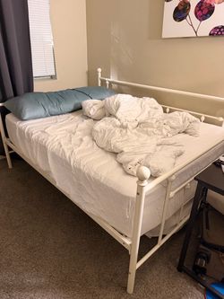 Full size day bed frame & mattress
