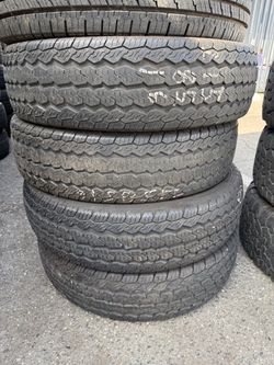 Vendo 215/85/R16 las 4 llantas continental por $180