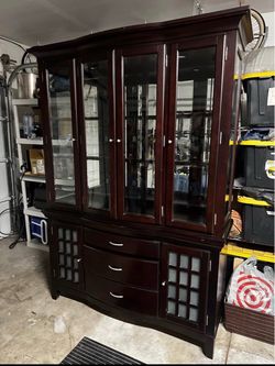 Dark Brown China Cabinet with Lights & Glass Shelves