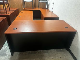 OFFICE/HOME DESK L-SHAPE DESK