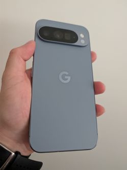 Google Pixel 10 pro XL 1TB - Brand new
