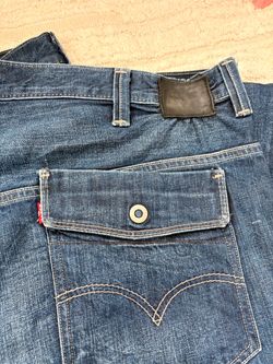 Levi's Dark Wash Denim Jeans
