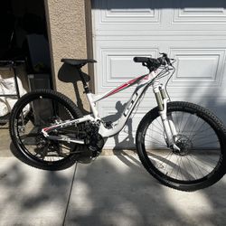 Gt Sensor Mountain Bike Aluminum Upgraded Spank Wheels