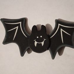 Halloween Vampire Bat Black Wooden Vintage Collectible Lapel Pin A-2