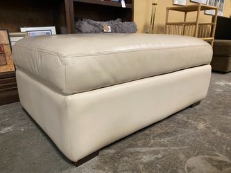 Rectangular Cream Leather Ottoman w/ Storage