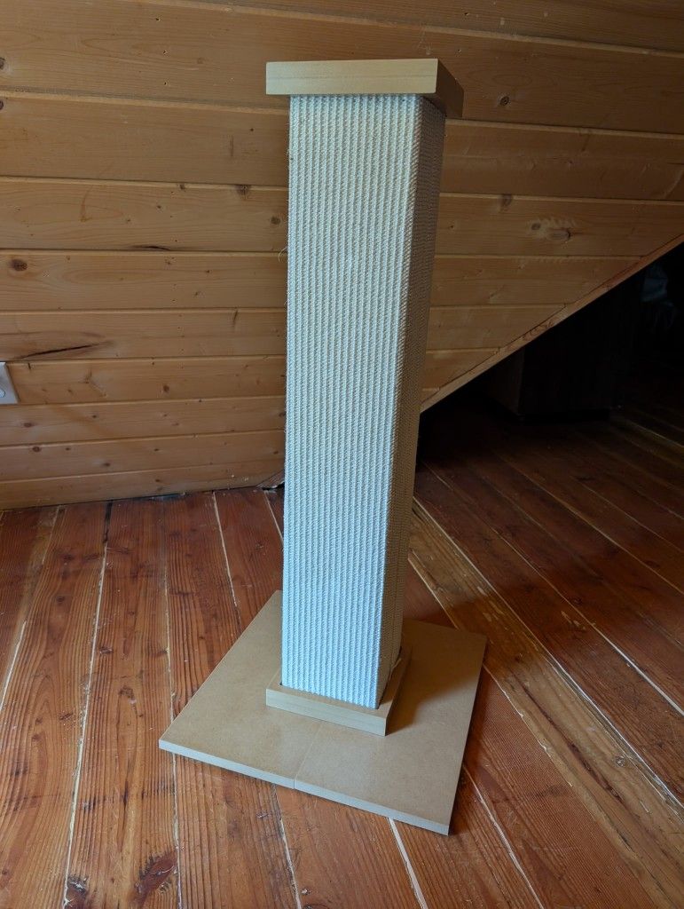 Cat Scratching Post
