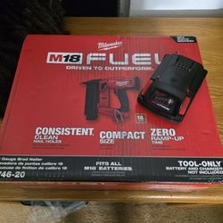 Milwaukee Brad Nailer Nail Gun Combo Set Kit M18 FUEL 18-Volt Lithium-Ion Brushless Cordless Gen II 18-Gauge Battery Bateria Pila.