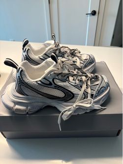 Balenciaga 3xl