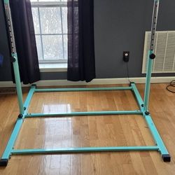 Gymnastic Bar