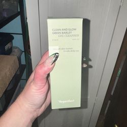 Green Barley Gel Cleanser 