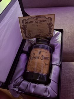 Disney Haunted Mansion “Host a Ghost” Collectible Gift Set