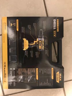 Drill full set with one battery