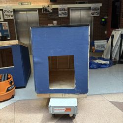 Doghouse