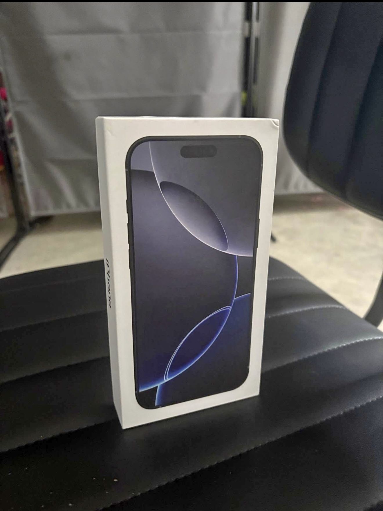 iPhone 16 Pro Max