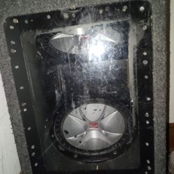 SPEAKERS AND AMP FOR SALE GOOD DEAL $200 FOR ALL 