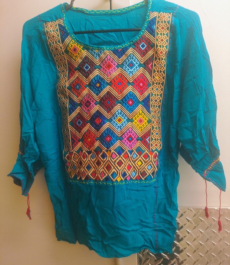 Women's Ethnic Embroidery Top