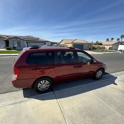 2011 KIA Sedona