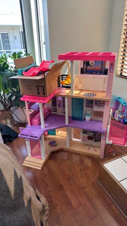 Barbie Dream House