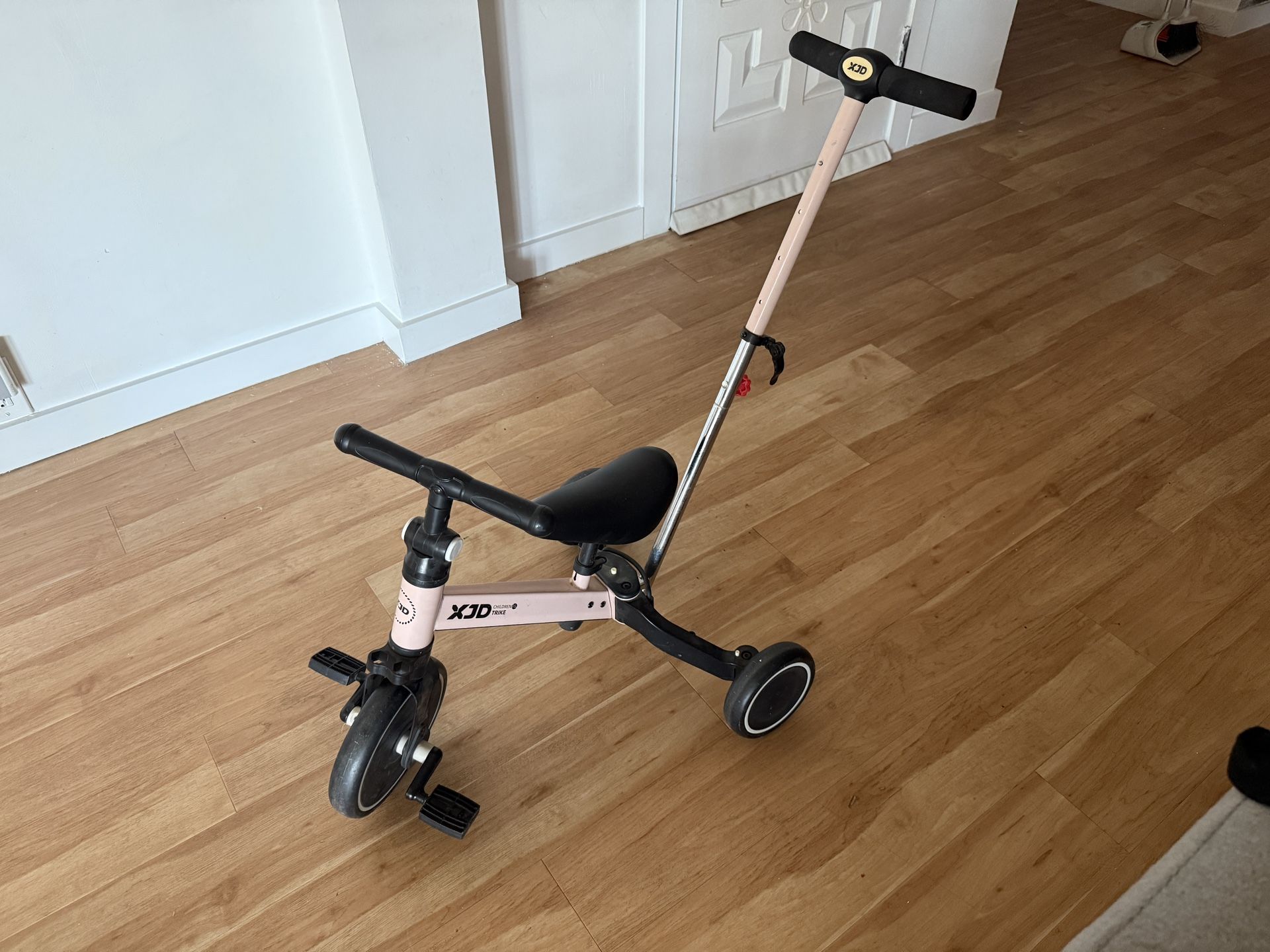 XJD TRIKE KIDS