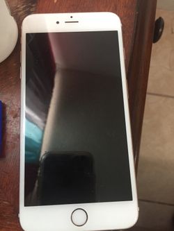 iPhone 6s Plus for parts it needs a charger