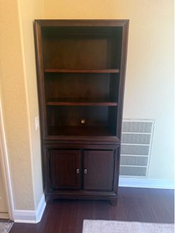 Bookshelf