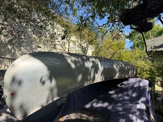 Grumman G17 canoe