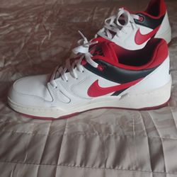 Nike Forces Sz 10