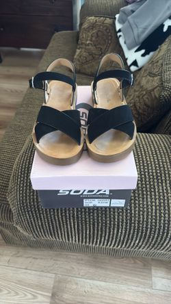 Girl Shoes With Straps