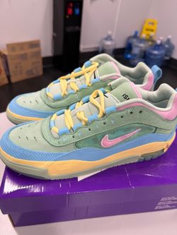 Nike Low-Top Sneakers Pastel Multicolor