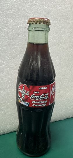 Full 8 Oz Coca Cola 1999 The Coca - Cola NASCAR Racing Family
