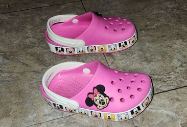 Disney Minnie mouse crocs 8c