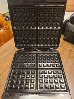 Waffle Iron Black & Decker Full size