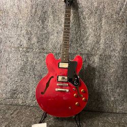 Epiphone 2013 Dot Deluxe Semi Hollow Cherry Electric Guitar - Lot 8