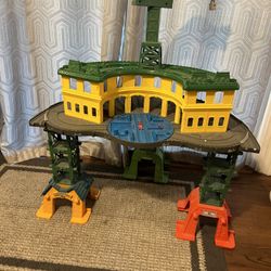 Thomas And Friends Super Station