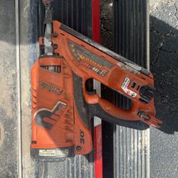 Paslode Cordless 30 Degree Framing Nailed
