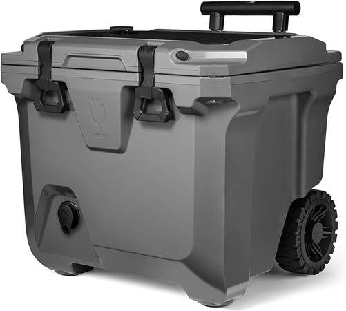 Brand New Brumate Brutank 35-Quart Rolling Cooler