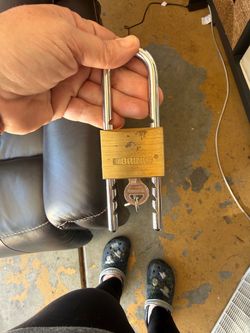 Pad lock