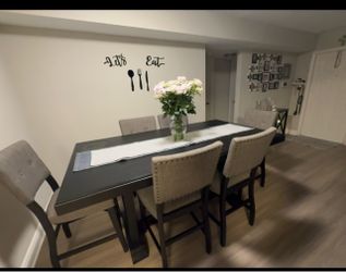 Dinning table