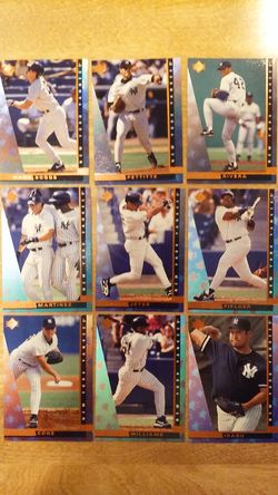 BASEBALL CARDS YANKEES
