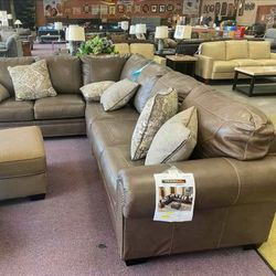 Roleson Quarry Leather RAF Sectional