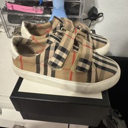 Burberry Kids Shoes 12.5 