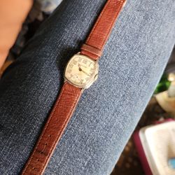 1927 Hamilton Cushion