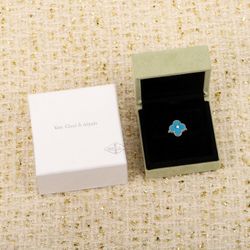 VCA Clover Diamond Ring, Classic Diamond Clover Ring, Can Be Ordered Into Real Gold And Real Diamond Version, Large Quantity Of Consultants Fu