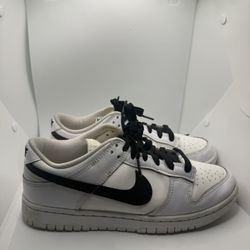 Nike Dunks 