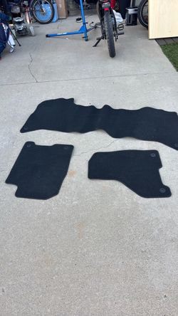2019+ Ram 2500 floor mats