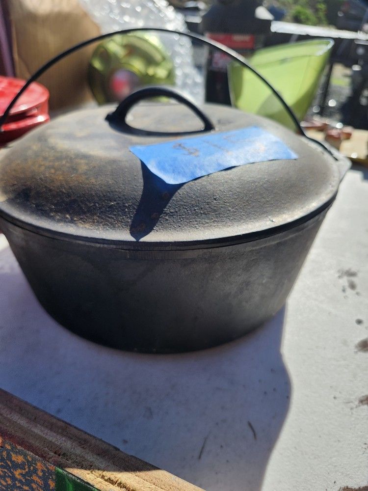 Cast Iron Pot